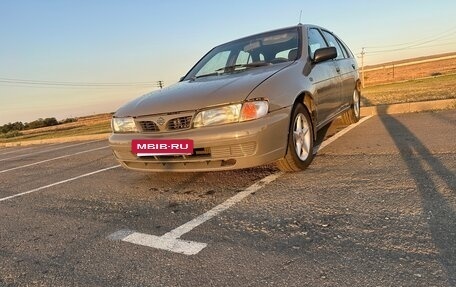 Nissan Almera, 1997 год, 220 000 рублей, 6 фотография