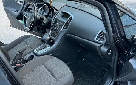 Opel Astra J, 2014 год, 860 000 рублей, 9 фотография