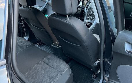 Opel Astra J, 2014 год, 860 000 рублей, 10 фотография