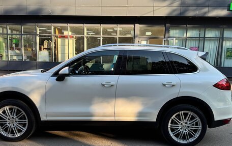 Porsche Cayenne III, 2011 год, 1 900 000 рублей, 13 фотография