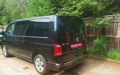 Volkswagen Multivan T6 рестайлинг, 2019 год, 5 200 000 рублей, 7 фотография