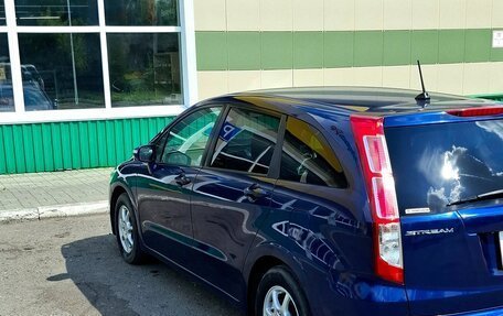 Honda Stream II, 2010 год, 1 250 000 рублей, 3 фотография