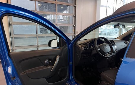 Renault Sandero II рестайлинг, 2018 год, 1 100 000 рублей, 18 фотография