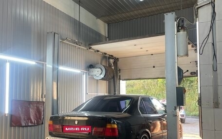BMW 5 серия, 1990 год, 650 000 рублей, 2 фотография