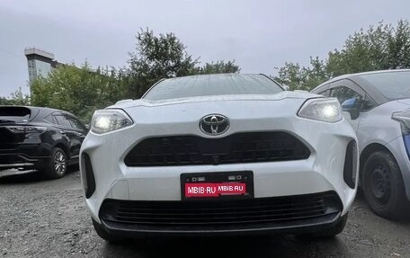 Toyota Yaris Cross, 2023 год, 2 500 000 рублей, 3 фотография