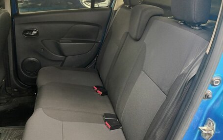 Renault Logan II, 2017 год, 499 000 рублей, 17 фотография