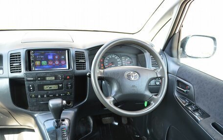 Toyota Corolla Spacio II, 2003 год, 389 999 рублей, 8 фотография