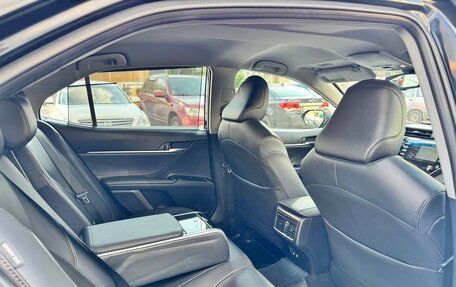 Toyota Camry, 2019 год, 2 650 000 рублей, 12 фотография