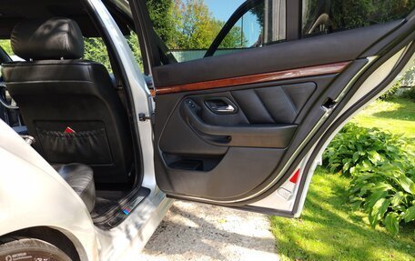 BMW 5 серия, 2001 год, 1 180 000 рублей, 8 фотография