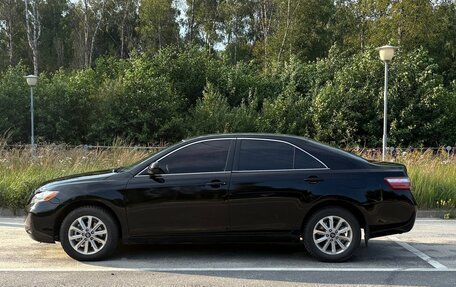 Toyota Camry, 2007 год, 700 000 рублей, 3 фотография