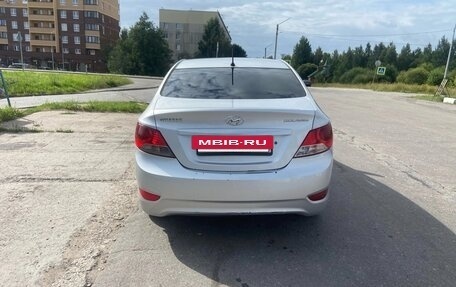 Hyundai Solaris II рестайлинг, 2013 год, 260 000 рублей, 7 фотография