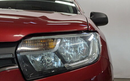 Renault Logan II, 2019 год, 880 000 рублей, 18 фотография