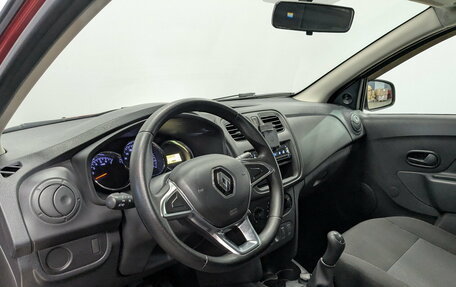 Renault Logan II, 2019 год, 880 000 рублей, 16 фотография