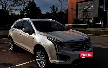 Cadillac XT5 I рестайлинг, 2016 год, 2 416 000 рублей, 9 фотография