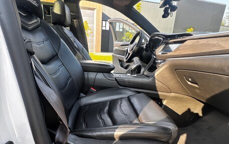 Cadillac XT5 I рестайлинг, 2016 год, 2 416 000 рублей, 29 фотография