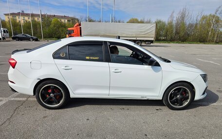 Skoda Rapid II, 2021 год, 1 000 000 рублей, 21 фотография