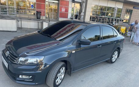 Volkswagen Polo VI (EU Market), 2010 год, 480 000 рублей, 2 фотография