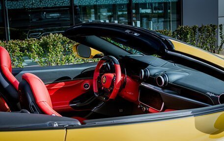 Ferrari Portofino, 2022 год, 25 990 000 рублей, 14 фотография