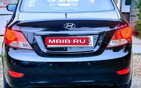 Hyundai Solaris II рестайлинг, 2011 год, 599 000 рублей, 8 фотография
