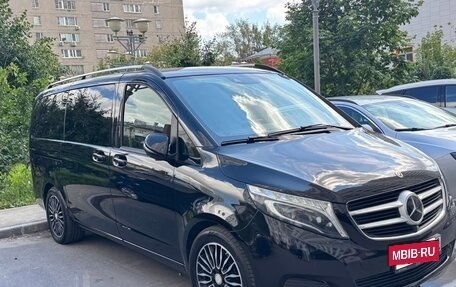 Mercedes-Benz V-Класс, 2019 год, 5 150 000 рублей, 12 фотография