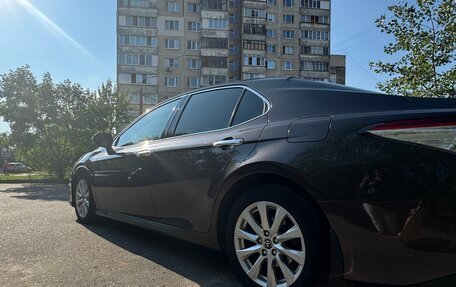 Toyota Camry, 2018 год, 2 800 000 рублей, 2 фотография
