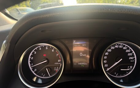 Toyota Camry, 2018 год, 2 800 000 рублей, 7 фотография