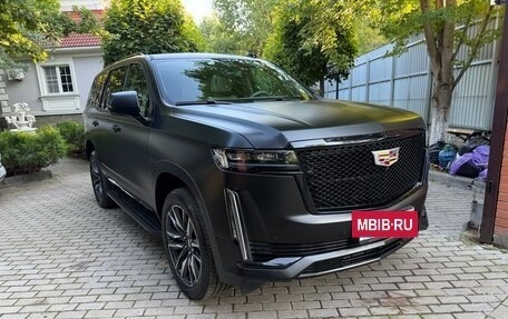 Cadillac Escalade V, 2021 год, 13 700 000 рублей, 2 фотография