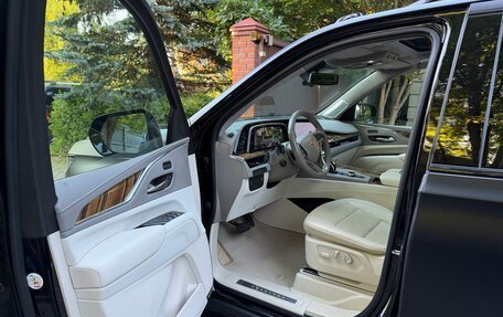 Cadillac Escalade V, 2021 год, 13 700 000 рублей, 7 фотография