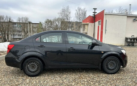 Chevrolet Aveo III, 2014 год, 650 000 рублей, 2 фотография