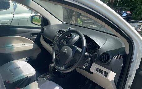 Mitsubishi Mirage VI рестайлинг, 2012 год, 430 000 рублей, 5 фотография