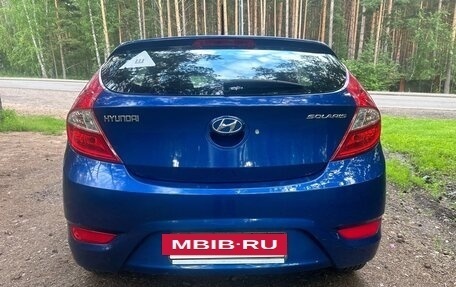 Hyundai Solaris II рестайлинг, 2012 год, 570 000 рублей, 2 фотография