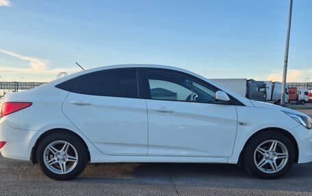 Hyundai Solaris II рестайлинг, 2016 год, 985 000 рублей, 6 фотография