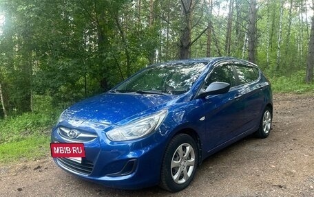 Hyundai Solaris II рестайлинг, 2012 год, 570 000 рублей, 7 фотография