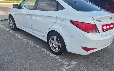 Hyundai Solaris II рестайлинг, 2016 год, 985 000 рублей, 8 фотография