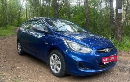 Hyundai Solaris II рестайлинг, 2012 год, 570 000 рублей, 8 фотография