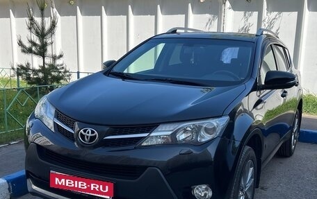 Toyota RAV4, 2013 год, 1 950 000 рублей, 12 фотография