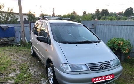 Volkswagen Sharan I рестайлинг, 1997 год, 650 000 рублей, 19 фотография