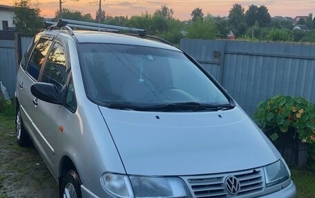Volkswagen Sharan I рестайлинг, 1997 год, 650 000 рублей, 20 фотография