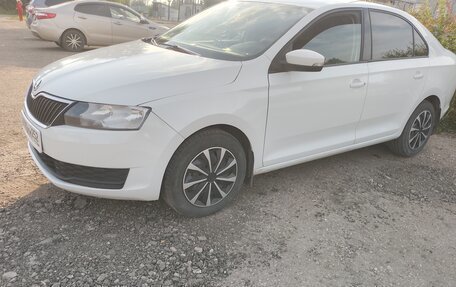 Skoda Rapid I, 2018 год, 950 000 рублей, 4 фотография