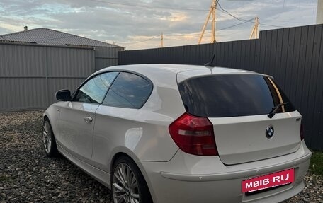 BMW 1 серия, 2011 год, 850 000 рублей, 9 фотография