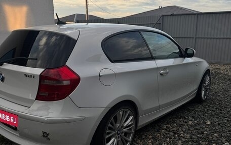 BMW 1 серия, 2011 год, 850 000 рублей, 8 фотография