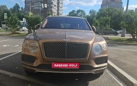 Bentley Bentayga I, 2016 год, 7 990 000 рублей, 1 фотография