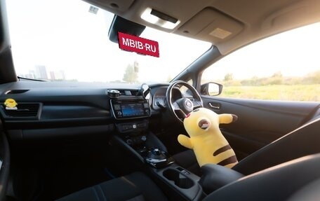 Nissan Leaf II, 2017 год, 1 810 000 рублей, 15 фотография