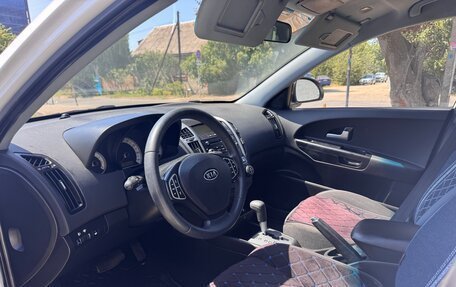 KIA cee'd I рестайлинг, 2008 год, 588 000 рублей, 2 фотография