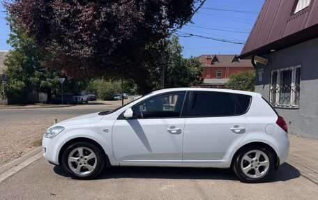 KIA cee'd I рестайлинг, 2008 год, 588 000 рублей, 10 фотография