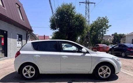 KIA cee'd I рестайлинг, 2008 год, 588 000 рублей, 3 фотография