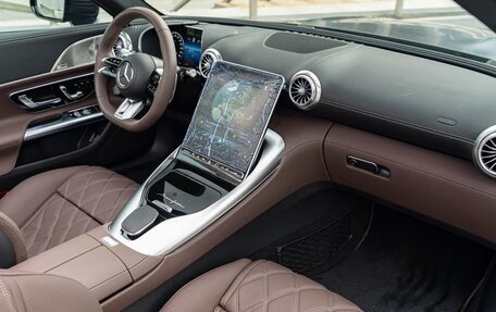 Mercedes-Benz SL-Класс AMG, 2024 год, 22 990 000 рублей, 29 фотография