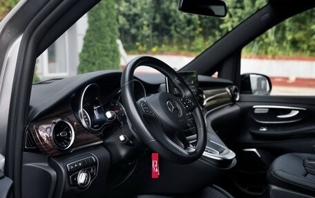 Mercedes-Benz V-Класс, 2021 год, 7 100 000 рублей, 21 фотография