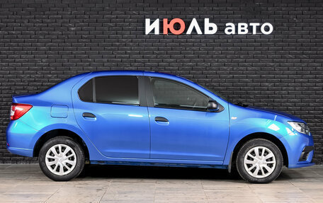 Renault Logan II, 2018 год, 990 000 рублей, 10 фотография