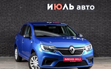 Renault Logan II, 2018 год, 990 000 рублей, 4 фотография
